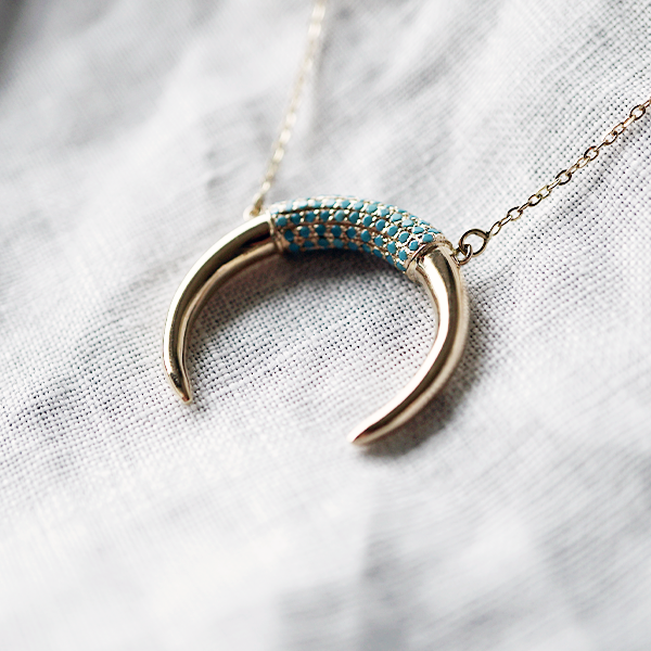 Horns Necklace Blue